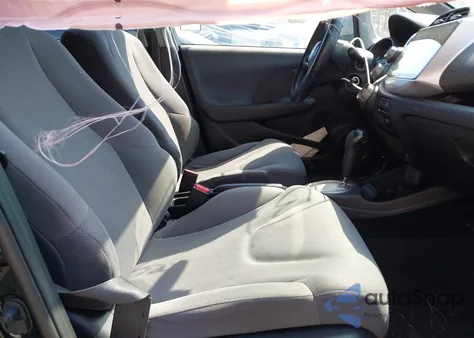 2010 Honda Fit из США, поврежденный, VIN JHMGE8H25AC015581